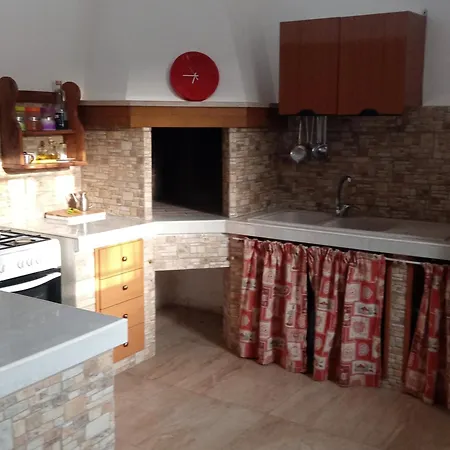 Le Macchie Nyaraló Parabita